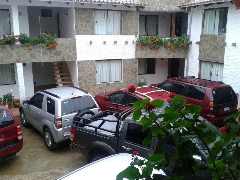 Plaza Pueblo Hotel Vallegrande Luaran gambar